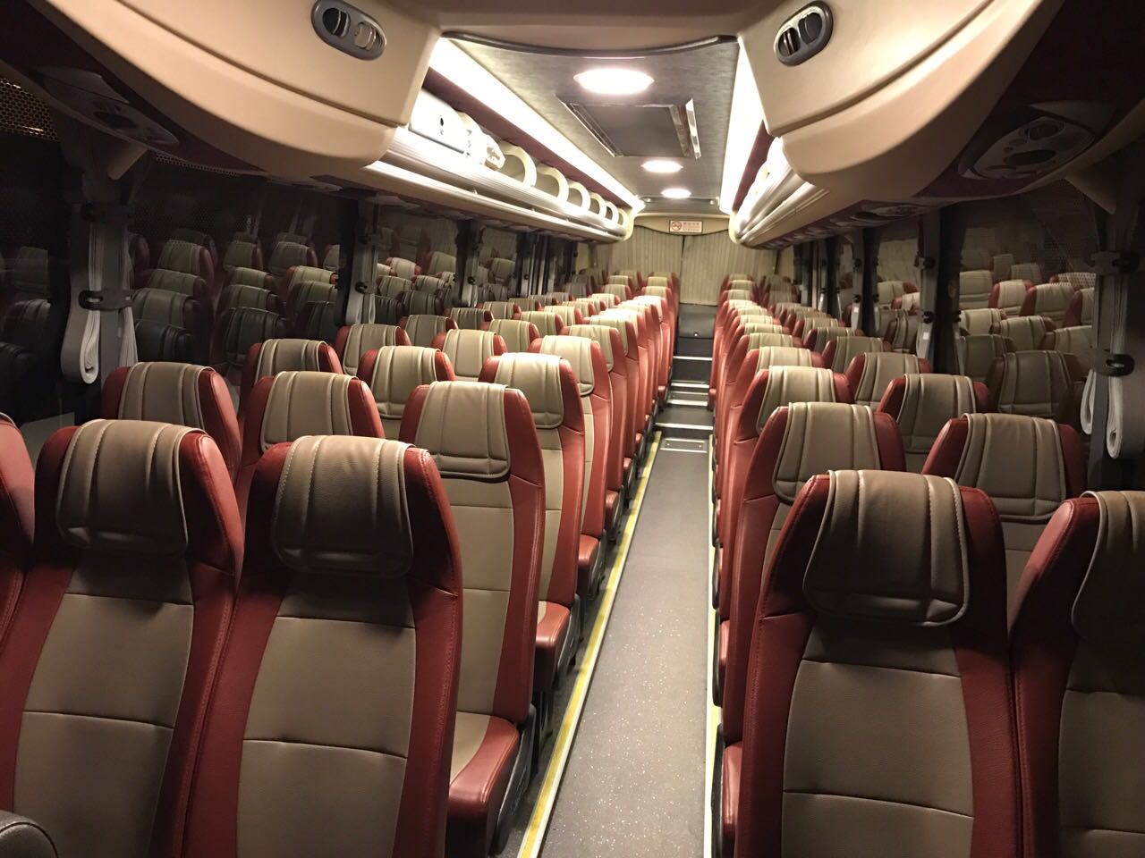 巴士包車租用服務